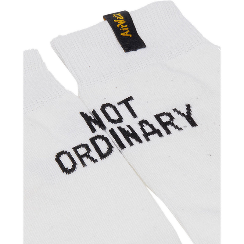 Not Ordinary Logo Socks White