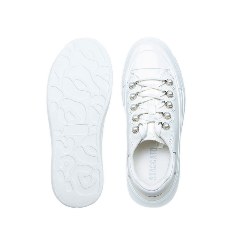 215325Wht Sneakers - White