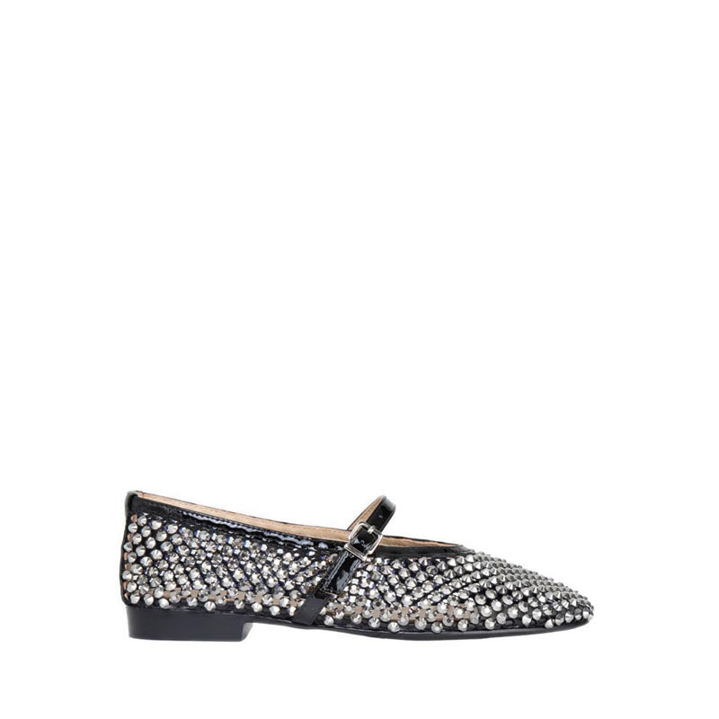 24A24-005 Flats - Black