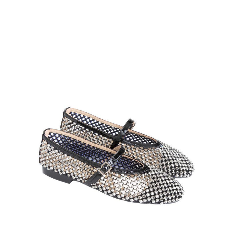 24A24-005 Flats - Black