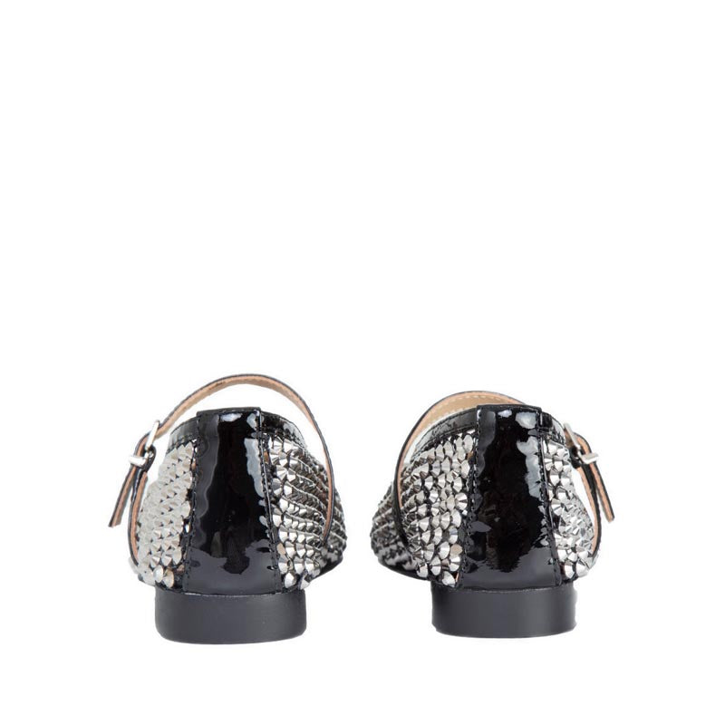 24A24-005 Flats - Black