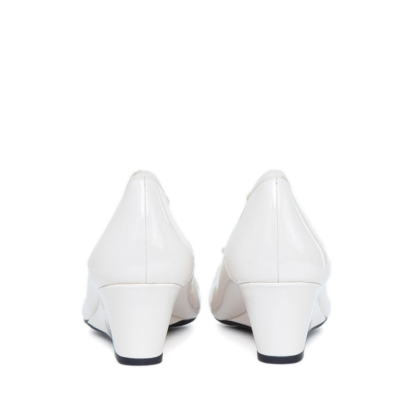 ER909-WHT Wedges - White