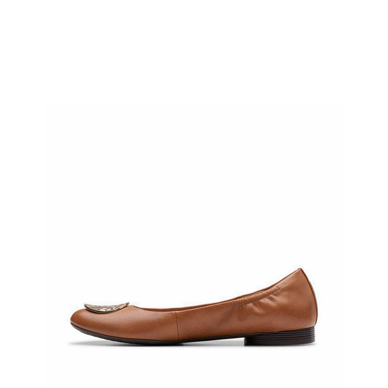 Loreleigh Ave Tan Leather