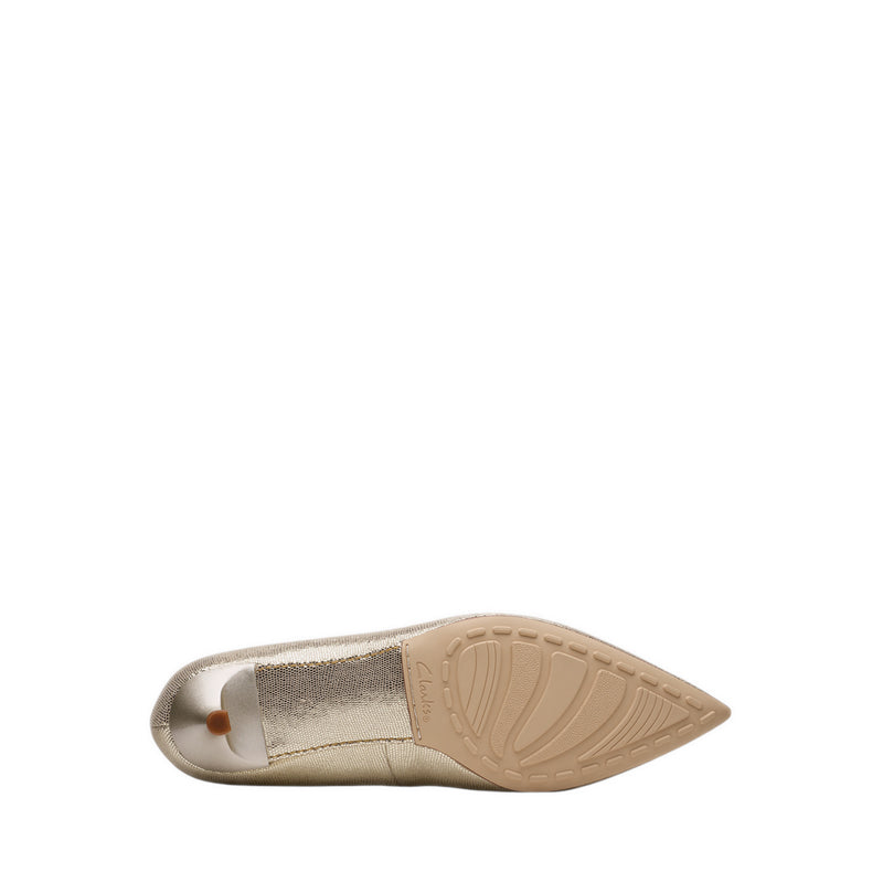 Adela Court Champagne Int