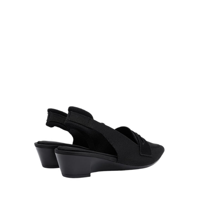 Heart of Love Women's Wedges - Black
