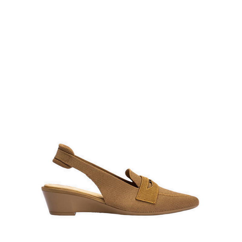 Heart of Love Women's Wedges - Tan
