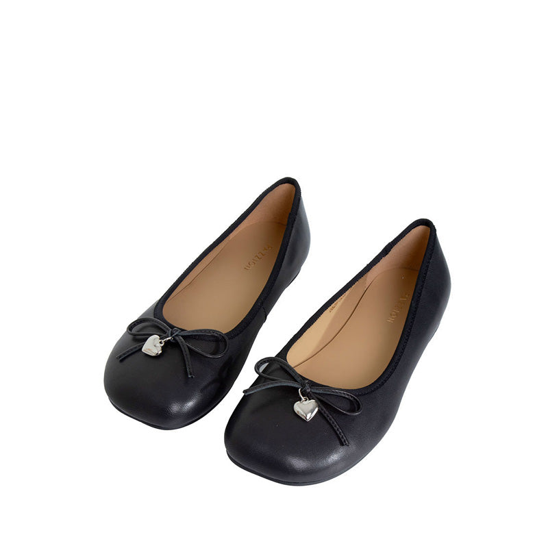 Atomic Heart & Pearl Charm Bow Flats - Black