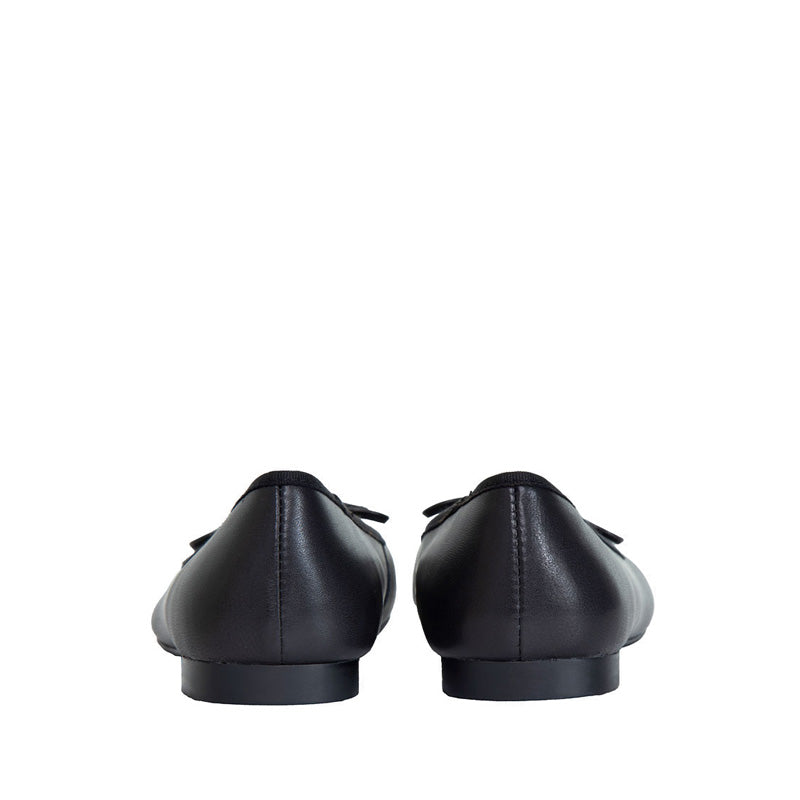 Atomic Heart & Pearl Charm Bow Flats - Black