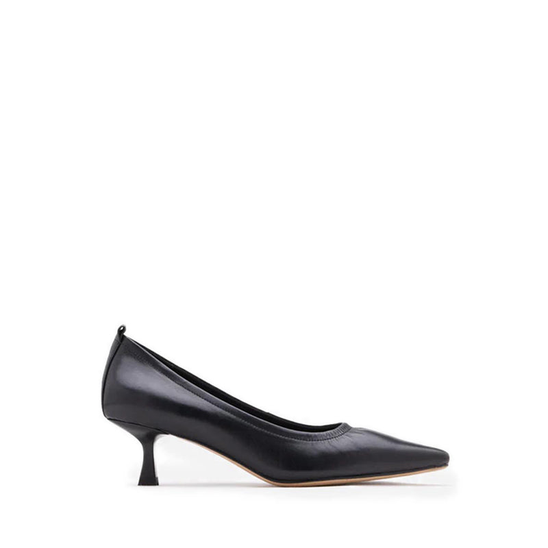 Philo Pointed Toe Low Heels - Black