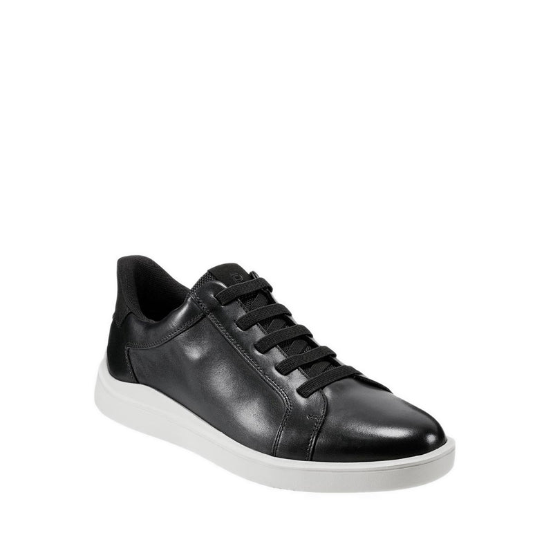 TYNNAR Sneakers - Black
