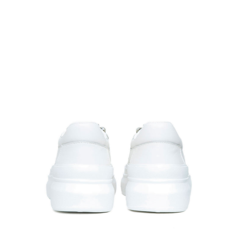 215325Wht Sneakers - White
