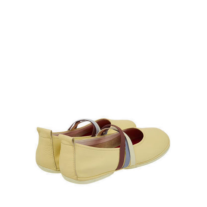 Right Nina Women's Flat Slip-on Shoes - Yellow