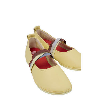 Right Nina Women's Flat Slip-on Shoes - Yellow