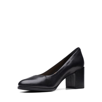 Freva55 Court Black Leather