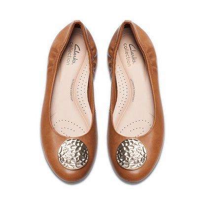 Loreleigh Ave Tan Leather