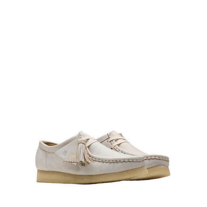 Wallabee. White Leather