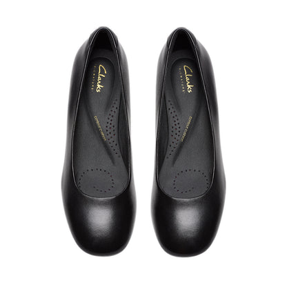 Daiss30 Step Black Leather