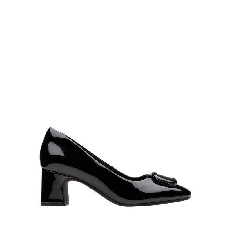 Fernie Trim Black Pat