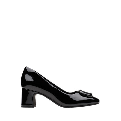 Fernie Trim Black Pat