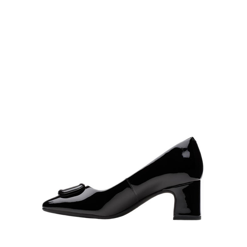 Fernie Trim Black Pat