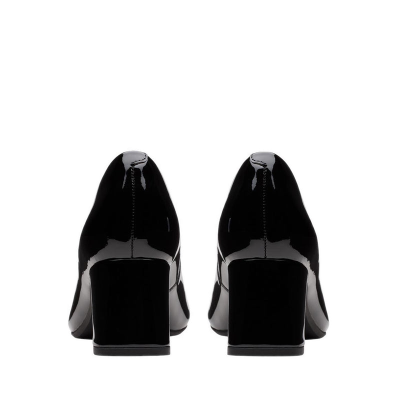 Fernie Trim Black Pat