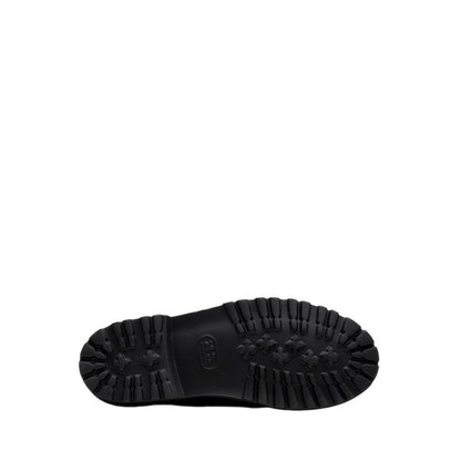 Berwick Seam Black Leather