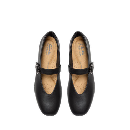 Jazmynn Iris Black Leather