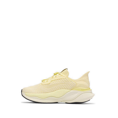 Women's Pace Rise - Pale Yellow