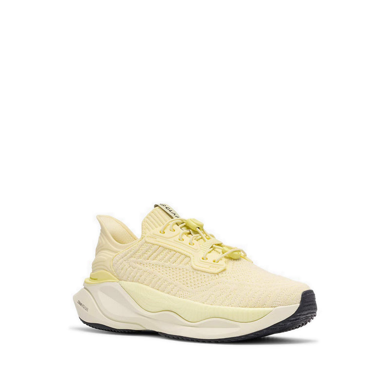 Women's Pace Rise - Pale Yellow