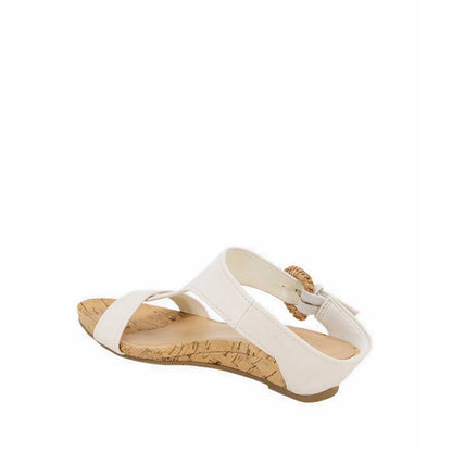Great Buckle Women's Sandals - Cream