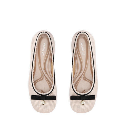 Garden Pump Women's Flats - White