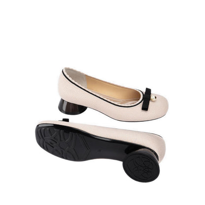 Garden Pump Women's Flats - White