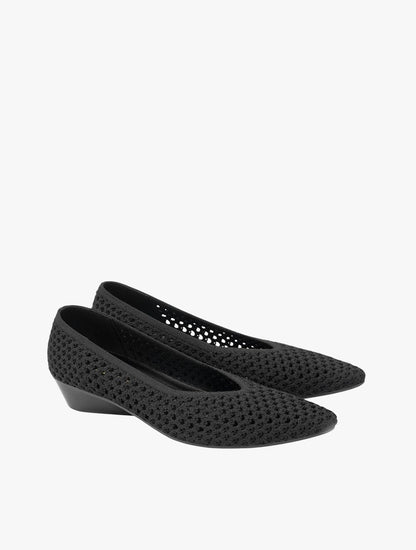 Honey Wedge Pumps Women's Wedges - Black