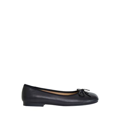 Atomic Heart & Pearl Charm Bow Flats - Black
