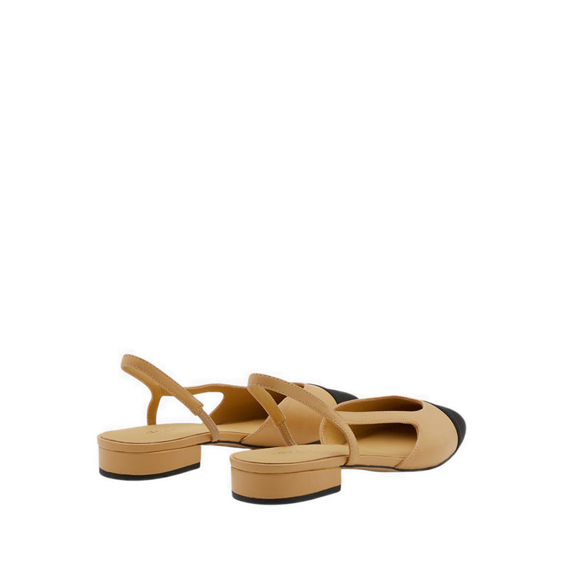 Blythe Contrast Toe Cap Flats - Natural