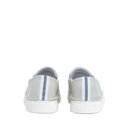 MJJ2238 Sneakers - White