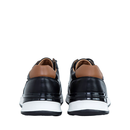 MQ155A3 Sneakers - Black