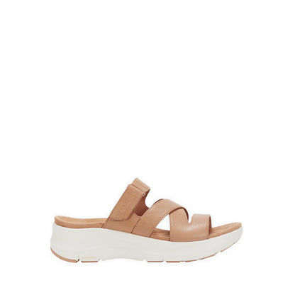 QWYN Sandals - Beige